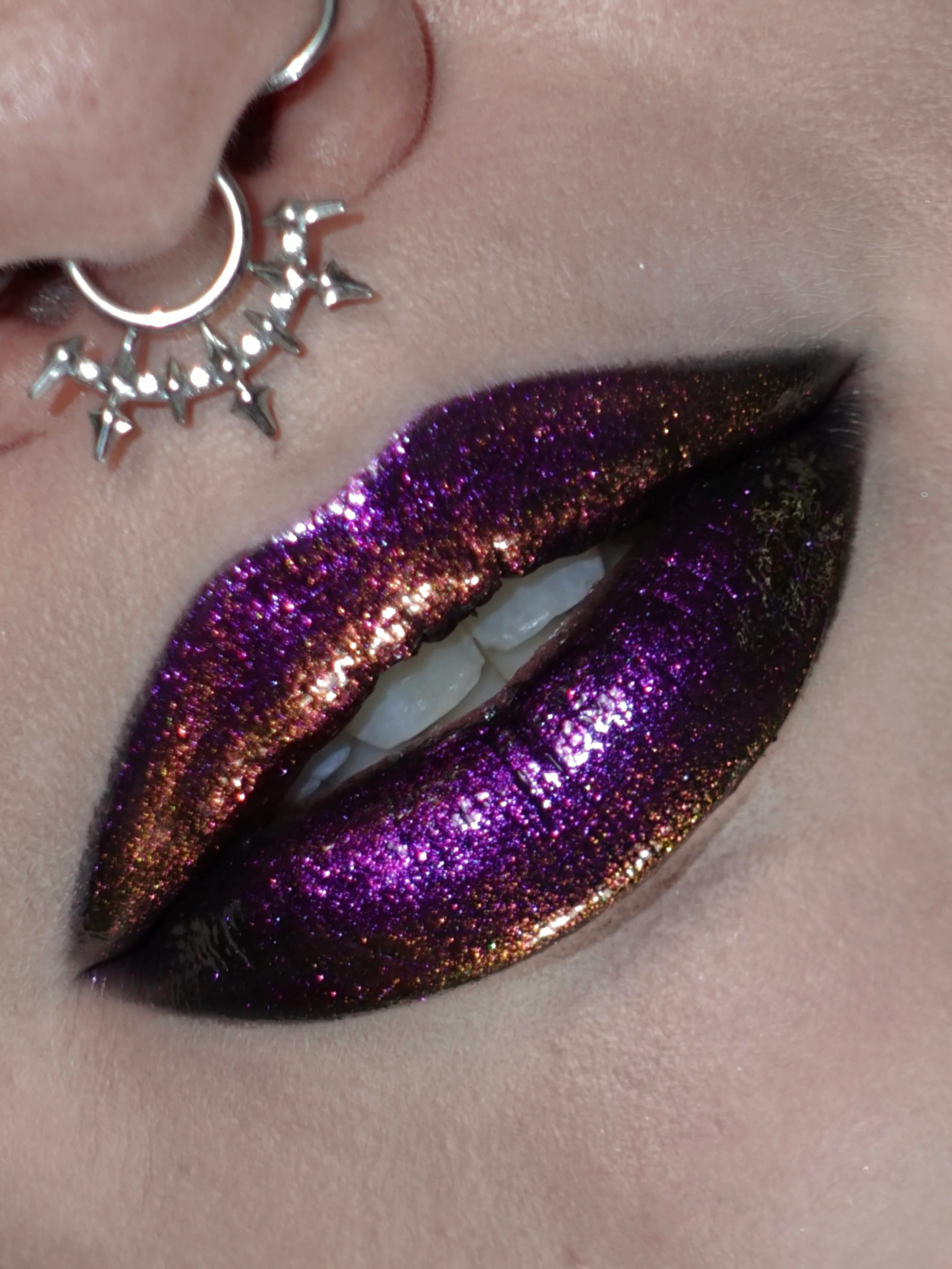Electra Chroma Gloss (Purple/Green) - Multichrome Lip Gloss - Glisten Cosmetics - Image 4
