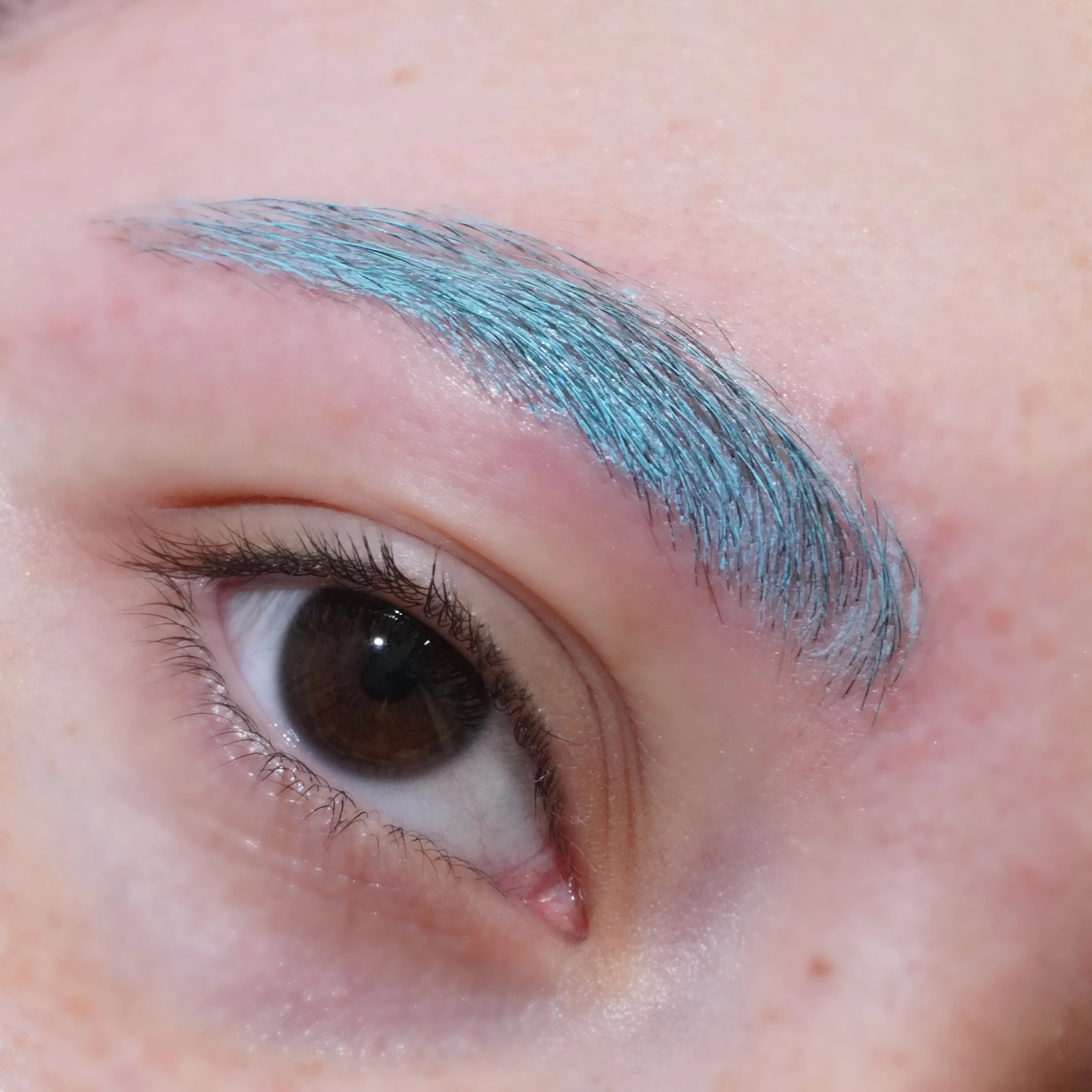 Frozen (Icy Blue) Spectra Brow - Brow Cream - Glisten Cosmetics - Image 5