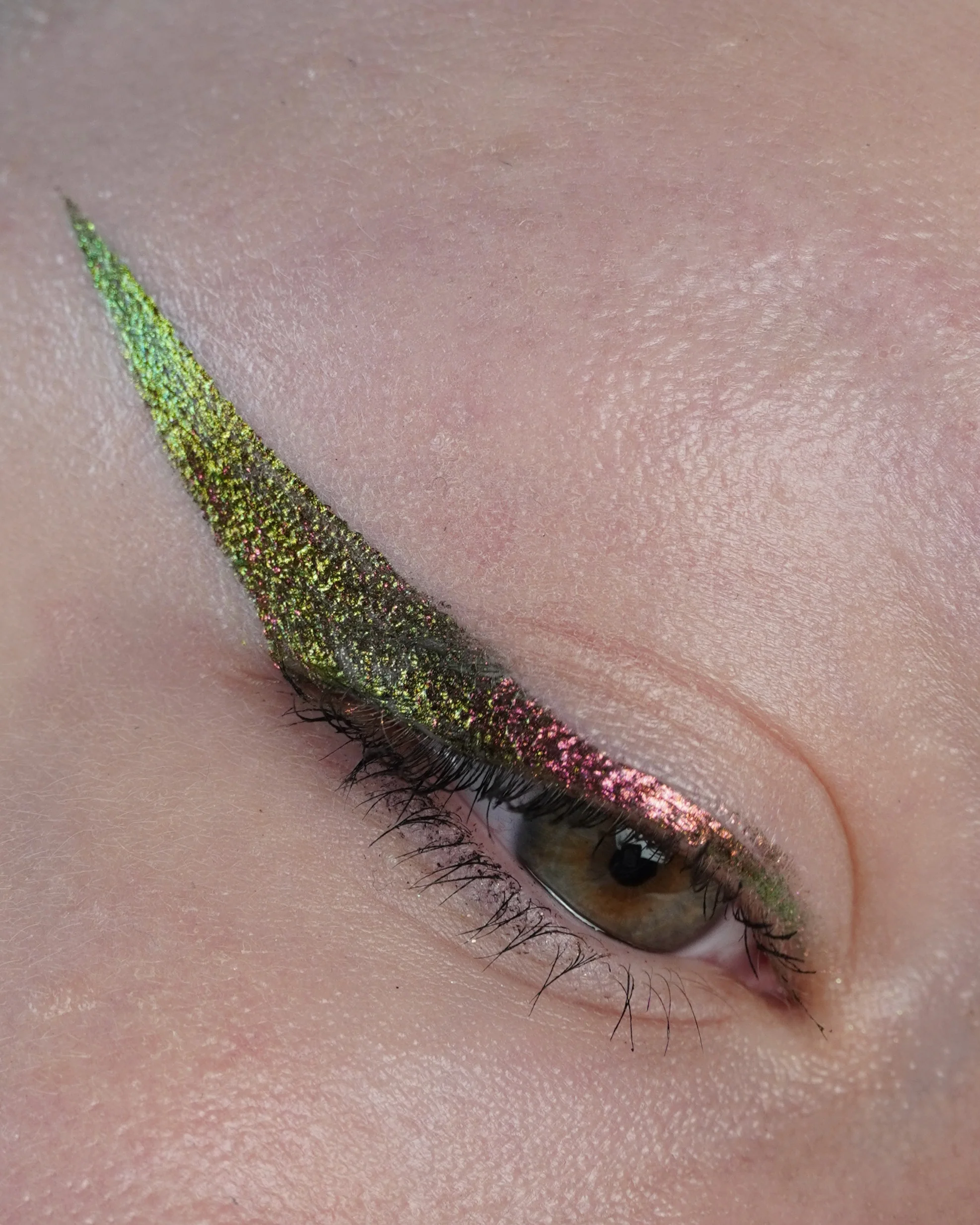 Oil Spill Chroma Flik (Red/Green/Blue) - Liquid Liner - Glisten Cosmetics - Image 3