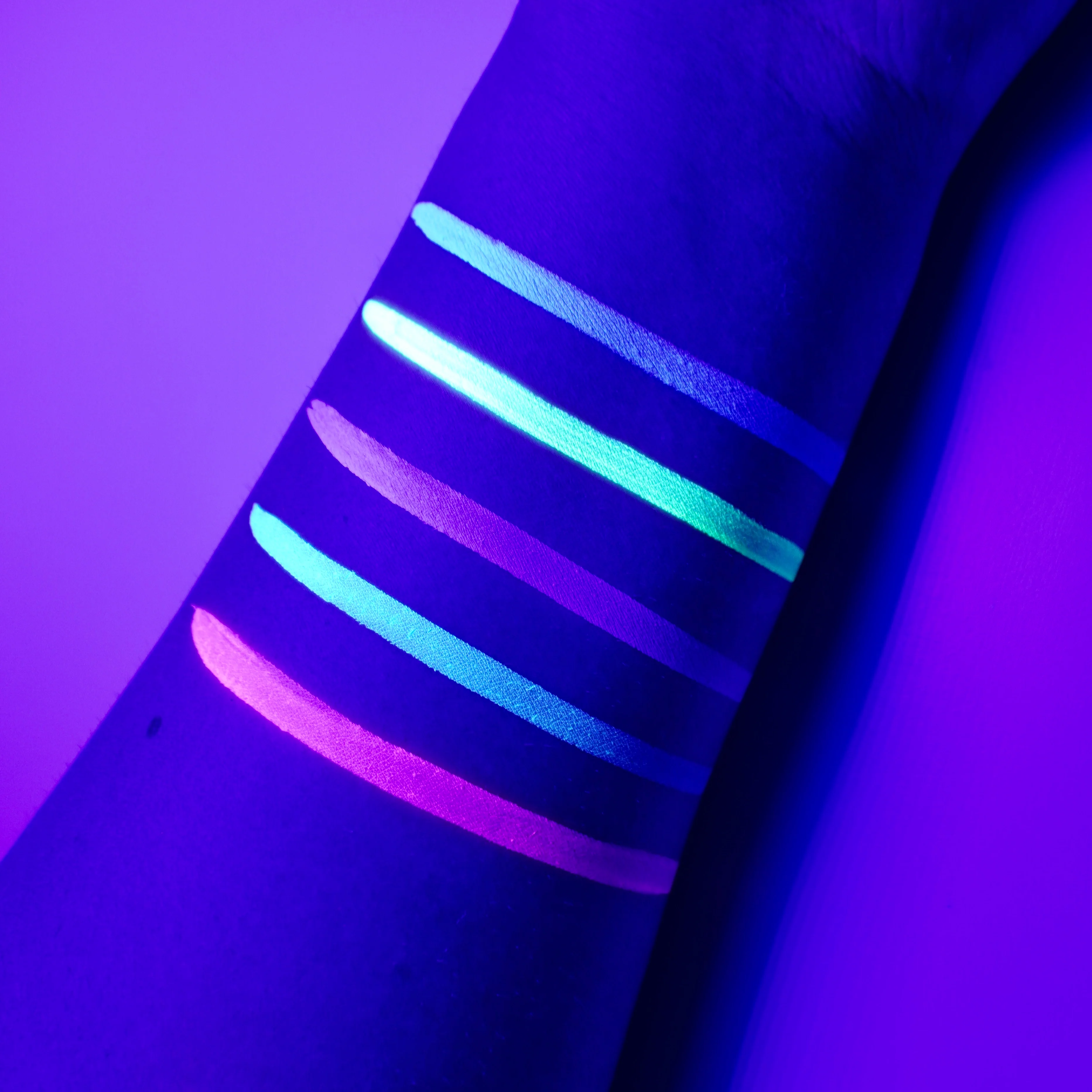 Pastel Circle (UV) Split Liner - Eyeliner - Glisten Cosmetics - Image 4