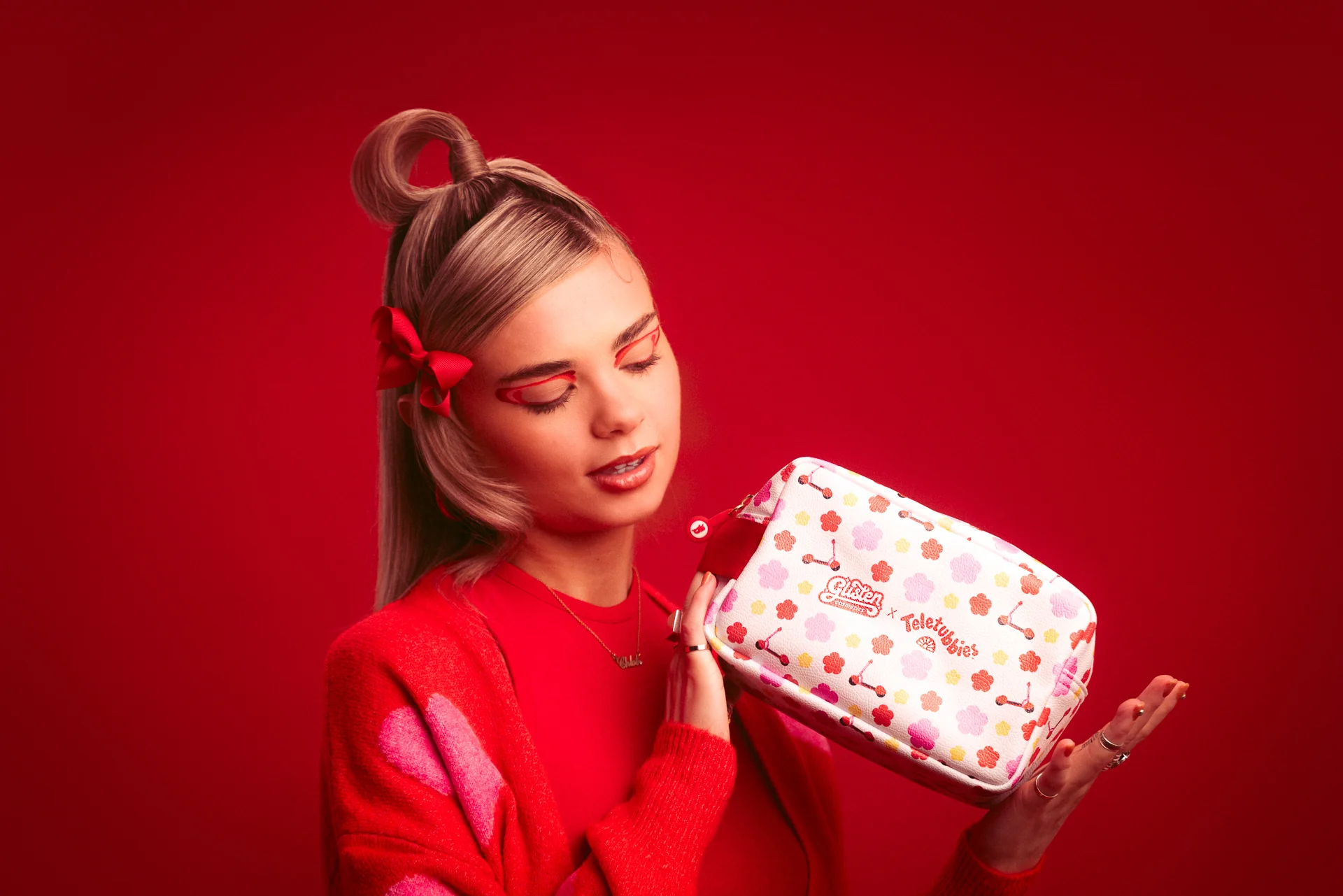 Po Wash Bag - Glisten Cosmetics X Teletubbies - Image 4