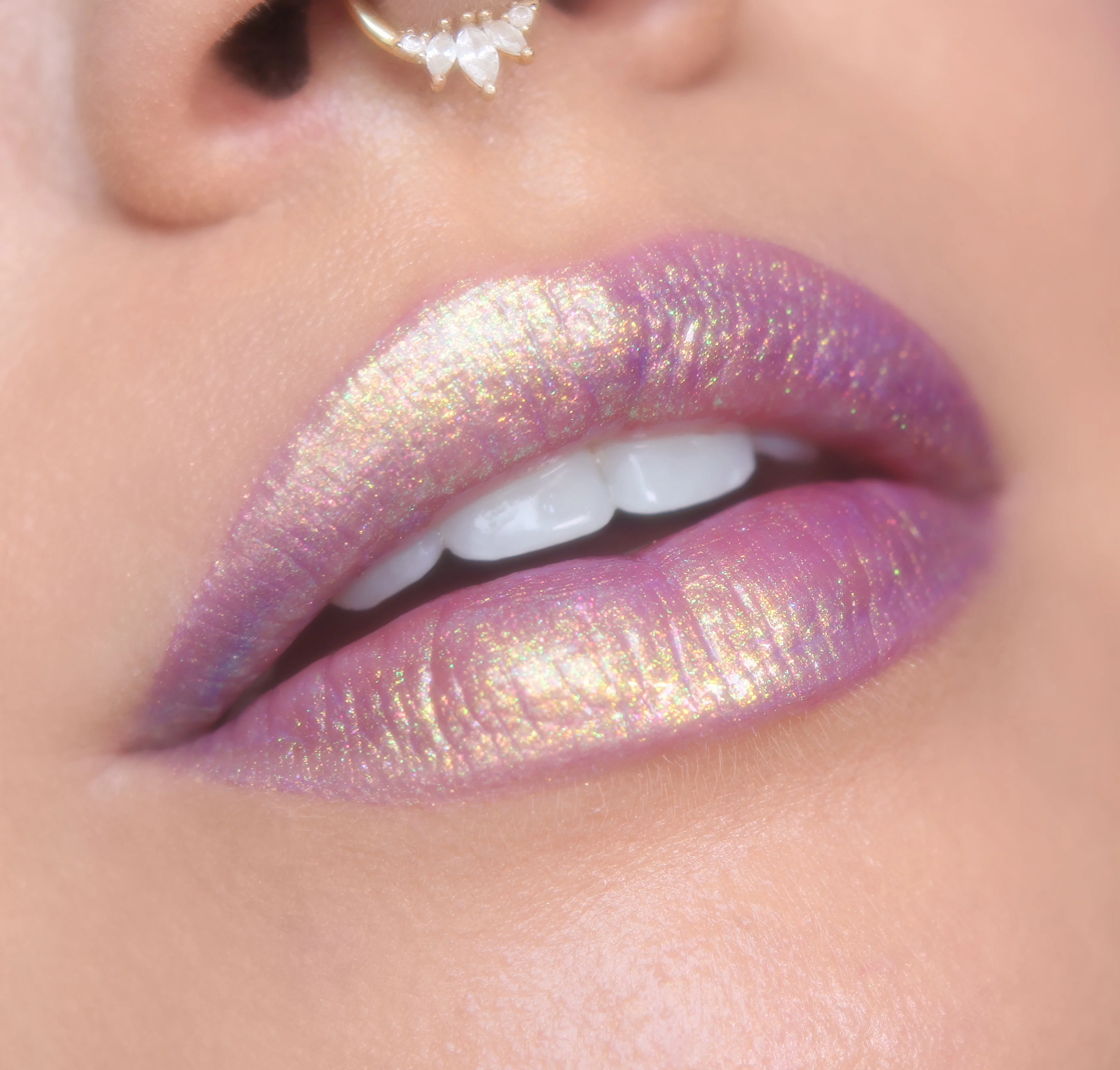 Sirius Chroma Gloss (Silver/Purple) - Multichrome Lip Gloss - Glisten Cosmetics - Image 3