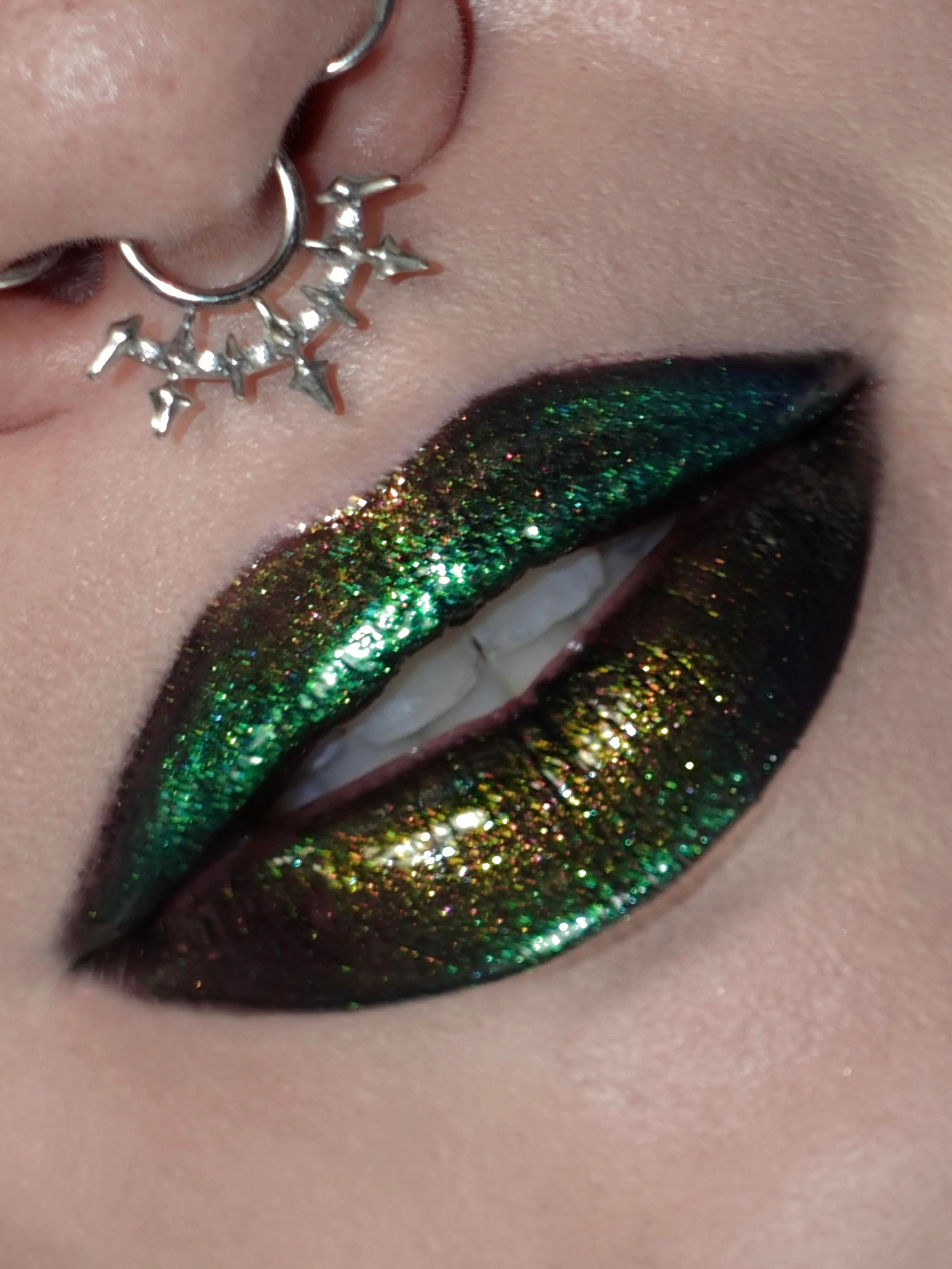 Sirius Chroma Gloss (Silver/Purple) - Multichrome Lip Gloss - Glisten Cosmetics - Image 4