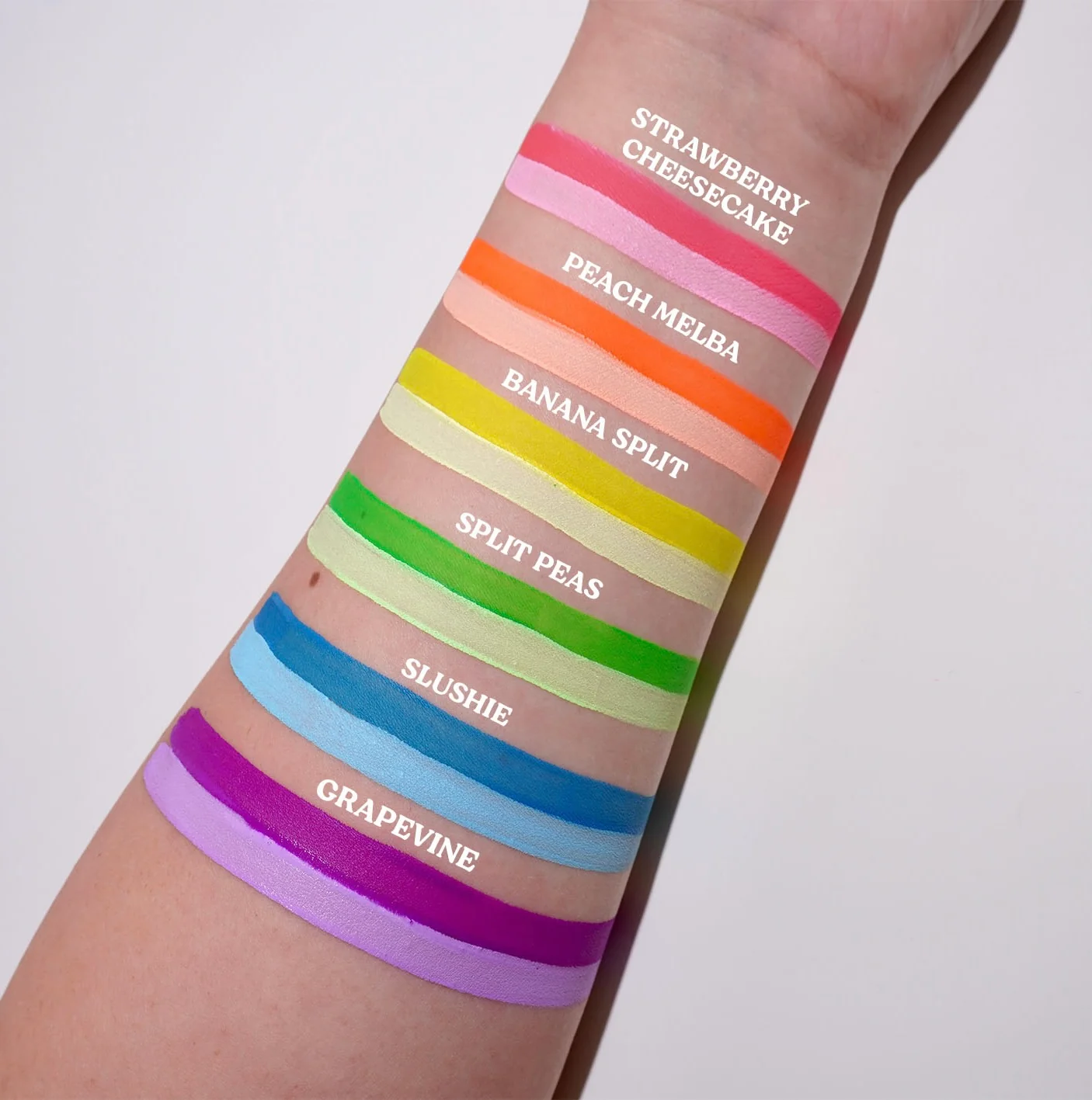 Split Peas (UV Green) Split Liner - Eyeliner - Glisten Cosmetics - Image 9