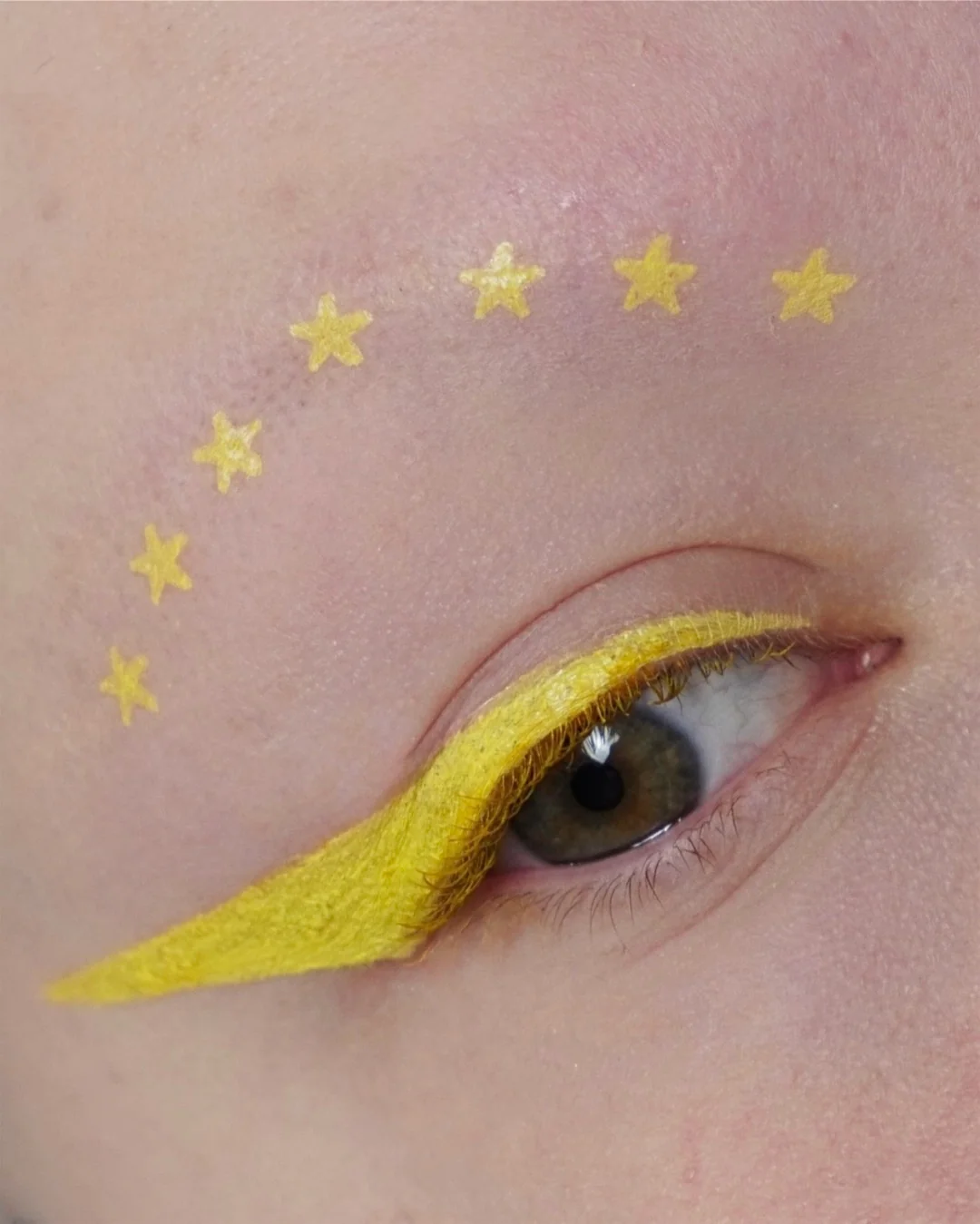 Yellow Spectra Pen - Star Stamp Liner - Glisten Cosmetics - Image 5